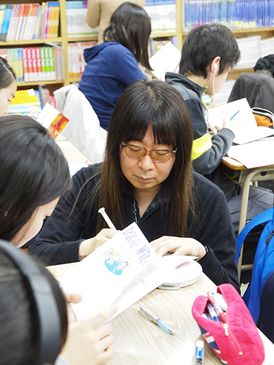 読書記録手帳には先生のコメントもたくさん