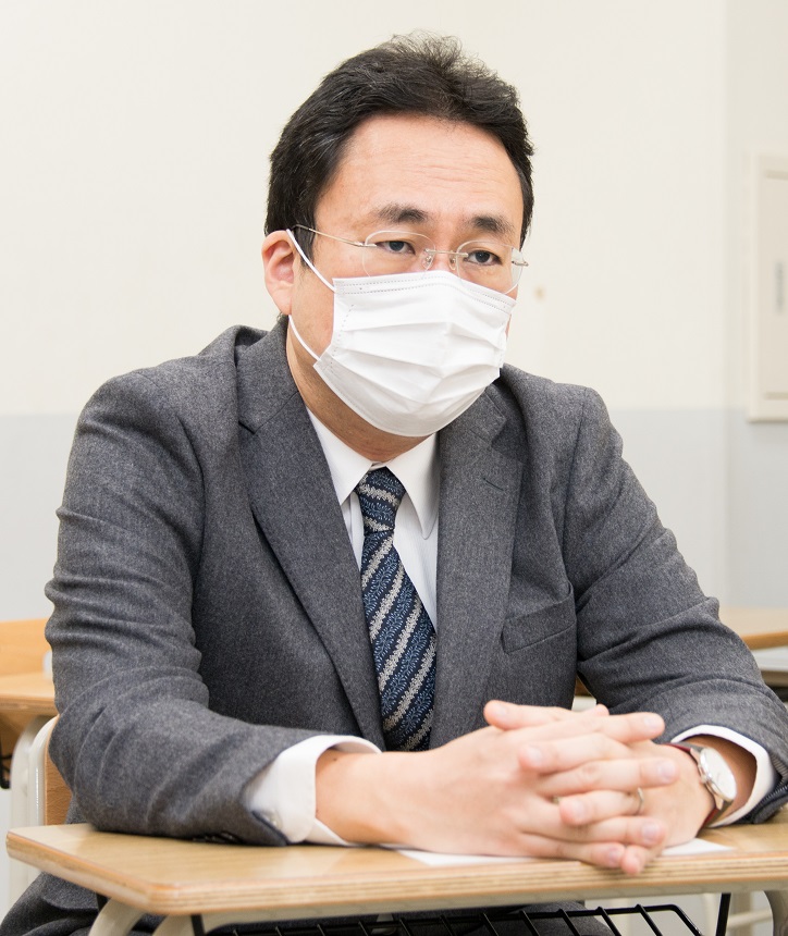講師吉久